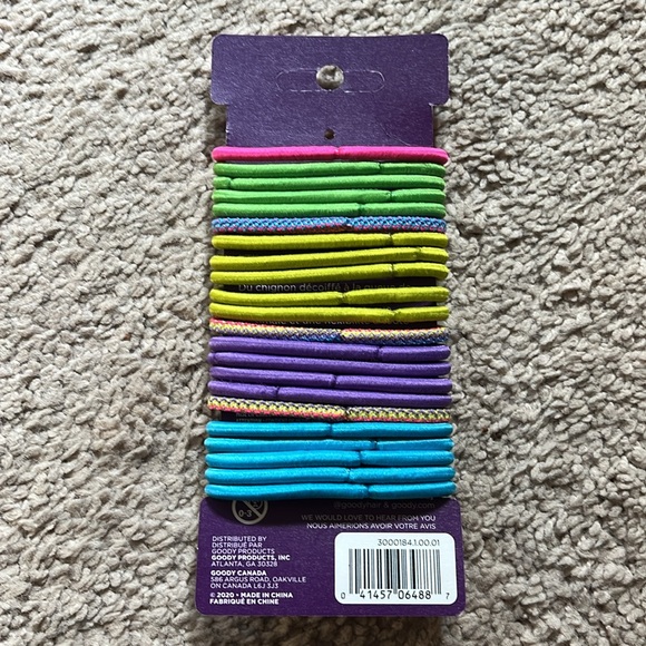 Hair accessories/hair tie bundle - Picture 2 of 5